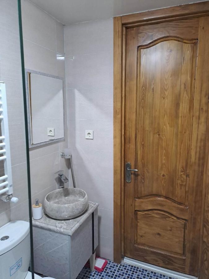 Apartment On Xancteli Tbilisi Eksteriør billede